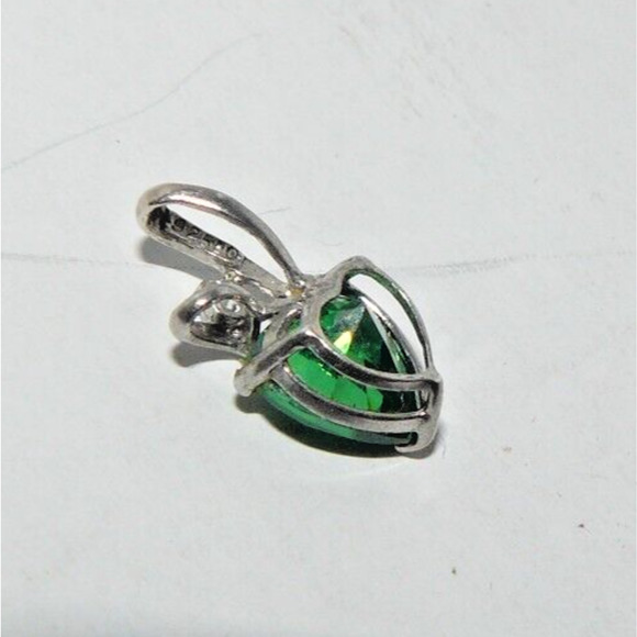 7mm  Emerald Green Heart Pendant w CZ Accent Prong-Set 925 Sterling Silver - Picture 3 of 7